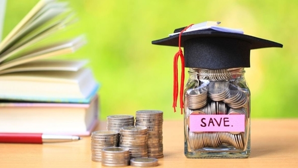 വിദേശ പഠനം ആരംഭിക്കുന്നതിന് മുമ്പ് ശ്രദ്ധിക്കേണ്ട പ്രധാനപ്പെട്ട 5 ചെലവുകൾ, അറിയാം