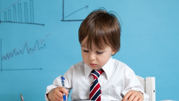 കുട്ടികളുടെ ഭാവി ഭദ്രമാക്കാം; ഈ അഞ്ച് നിക്ഷേപ രീതികളിൽ ഏതെങ്കിലും ഒന്നിലൂടെ