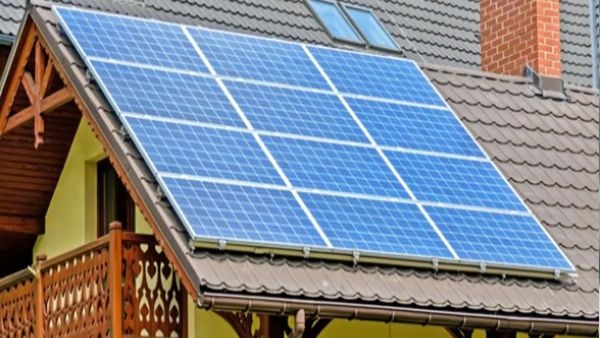 1 മാസം, 79 ശതമാനം വളർച്ച, 52 ആഴ്ചയിലെ ഉയർന്ന വില തൊട്ട് സോളാർ ഓഹരി, കുതിപ്പ് തുടർന്നാൽ കീശ നിറയും