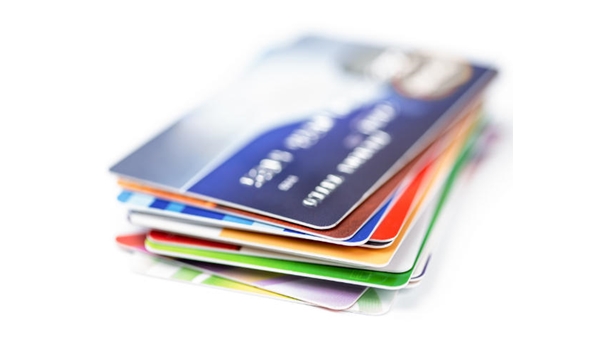 വിദേശത്ത് പഠനത്തിന് പോകുന്ന വിദ്യാർത്ഥികൾക്കുള്ള മികച്ച 3 ക്രെഡിറ്റ് കാർഡുകൾ