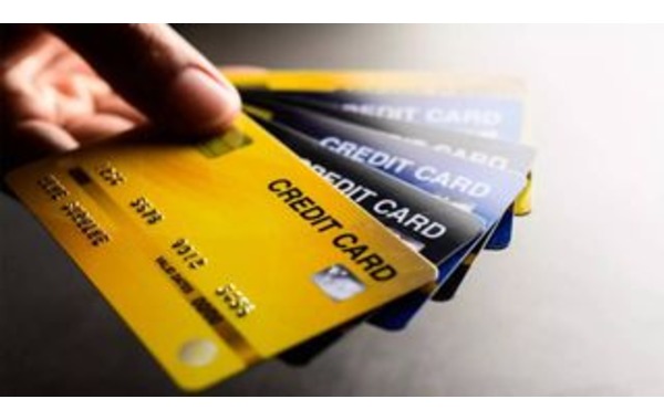 ഇന്ത്യയിലെ ഏറ്റവും മികച്ച ക്രെഡിറ്റ് കാർഡ് ഏത്? എങ്ങനെ തിരഞ്ഞെടുക്കാം?