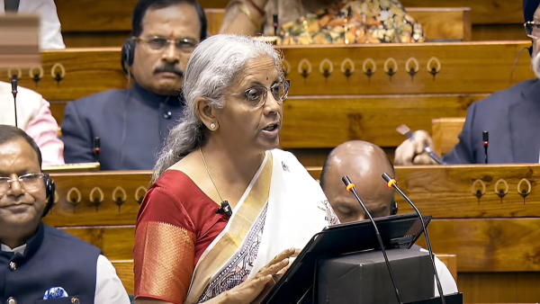 ഉയർന്ന നികുതി ഇളവുകൾ: കേന്ദ്ര ബജറ്റിൽ മുതിർന്ന പൗരൻമാർക്കും സ്റ്റാർട്ടപ്പുകൾക്കും ആശ്വാസം