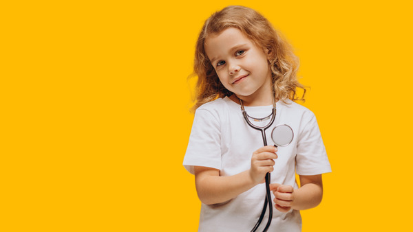 നിങ്ങളുടെ കുഞ്ഞിന് ആരോഗ്യ ഇൻഷുറൻസ് ഉണ്ടോ? മികച്ച അഞ്ച് പദ്ധതികൾ ഏതെല്ലാം?