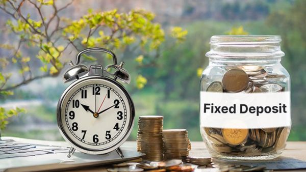 5 വർഷം കൊണ്ട് ഉയർന്ന പലിശ നൽകുന്ന എഫ്.ഡി; സാധാരണ പൗരൻമാർക്ക് ഈ ബാങ്കിൽ നിക്ഷേപിക്കാം....