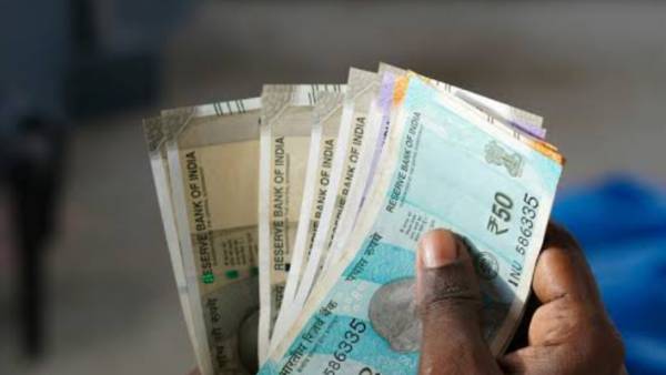 'ഒന്നും വേണ്ട' ശമ്പളം പോലെ മാസം ₹20,000 രൂപ പലിശയായി കിട്ടാൻ എത്ര രൂപ എഫ് ഡി നിക്ഷേപിക്കണം?