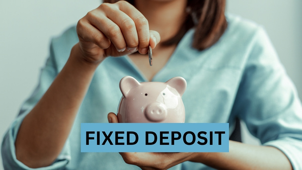 പലിശ നിരക്ക് കുറക്കുന്നതിനു മുന്നേ നിക്ഷേപിക്കുന്നില്ലേ? ഈ 6 ബാങ്കുകൾ എഫ്ഡിയ്ക്ക് ഉയർന്ന പലിശ 