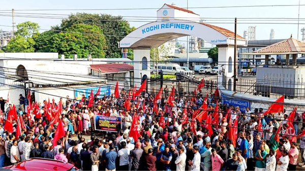 ദേശീയ പണിമുടക്ക് കേരളത്തിൻ്റെ ജനജീവിതത്തെ സ്തംഭിപ്പിച്ചു: കോഴിക്കോടും പ്രതിഷേധങ്ങൾ ഉയർന്നു