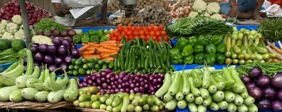 ഓണം ഉണ്ണാൻ 2025-ലും കാണം വിൽക്കേണ്ടിവരും...