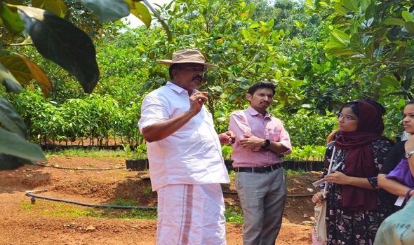 മെസി കഴിച്ച ചക്ക, അറിയാം ആയുർജാക്കും വർഗീസ് തരകനേയും 