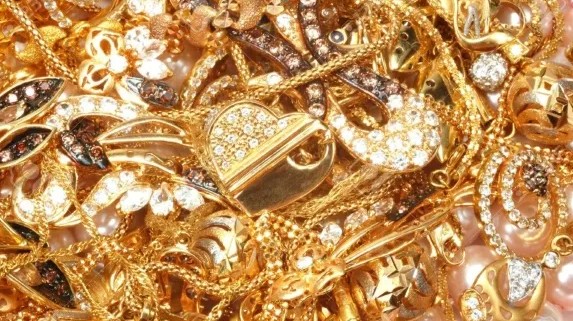 GST on Gold 2025: Latest Rate and Making Charges Tax Explained Before Navratri Shopping