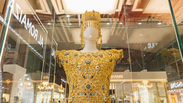 10 കിലോ​ഗ്രാം സ്വർണ വസ്ത്രം ഗിന്നസ് റെക്കോർഡിലേക്ക്