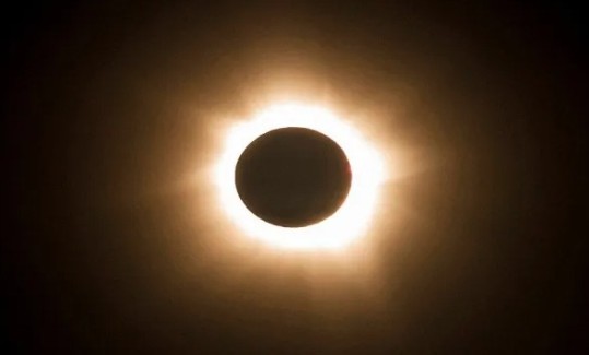 ഇത് കണ്ടെല്ലെങ്കിൽ പിന്നെ എന്ത്..!, സൂര്യഗ്രഹണം കാണാം