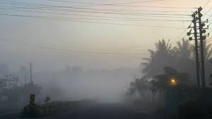 കർണാടകയിൽ തണുപ്പ് വർദ്ധിക്കുന്നു കർണാടകയിൽ തണുപ്പ് വർദ്ധിക്കുന്നു