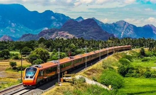 ഒരുമാസത്തിനിടെ യാത്ര ചെയ്തത് 55,000 പേർ