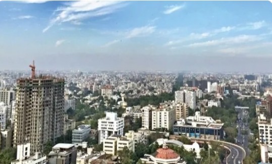 കനത്ത മഴ, മഞ്ഞ്, കുഴികൾ: 2025-ലെ ബെംഗളൂരുവിന്‍റെ തലവേദനകൾ