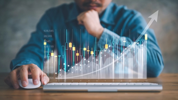 ജപ്പാനിൽ നിന്നും നിക്ഷേപം ഒഴുകി; ഫിനാൻഷ്യൽ ഓഹരി കുതിക്കുന്നു; ബൈ റേറ്റിങ് നൽകി 34 അനലിസ്റ്റുകൾ