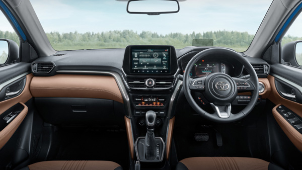 ഹൈറൈഡർ വാങ്ങിയാൽ കാശും കിട്ടും 27 KM മൈലേജും കിട്ടും