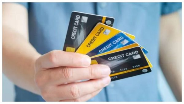 ബിസിനസ് ക്രെഡിറ്റ് കാർഡ് vs ബിസിനസ് ലോൺ? 