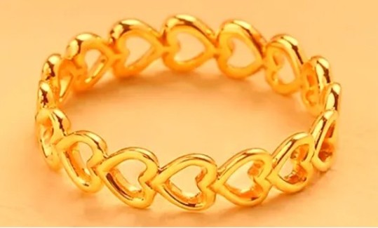 പൊട്ടിത്തകർന്ന് സ്വർണം, വില ഈ മാസത്തെ കുറഞ്ഞ നിരക്കിൽ 