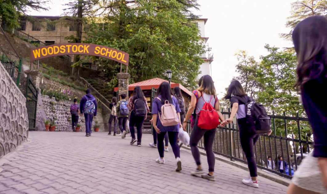 இந்தியாவின் காஸ்ட்லியான பள்ளிகள்.. பீஸ் மட்டும் இவ்வளவா..? 