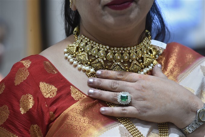 ಧನತ್ರಯೋದಶಿ ದಿನ ಈ ಆರು ಹೂಡಿಕೆಗಳನ್ನು ಮಾಡಿ, ವಿವರ