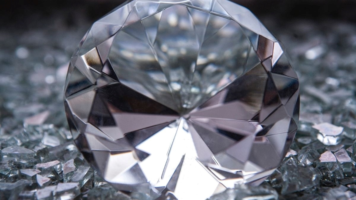 இந்தியாவில் வைரம் எவ்வாறு மதிப்பிடுகிறது தெரியுமா..?