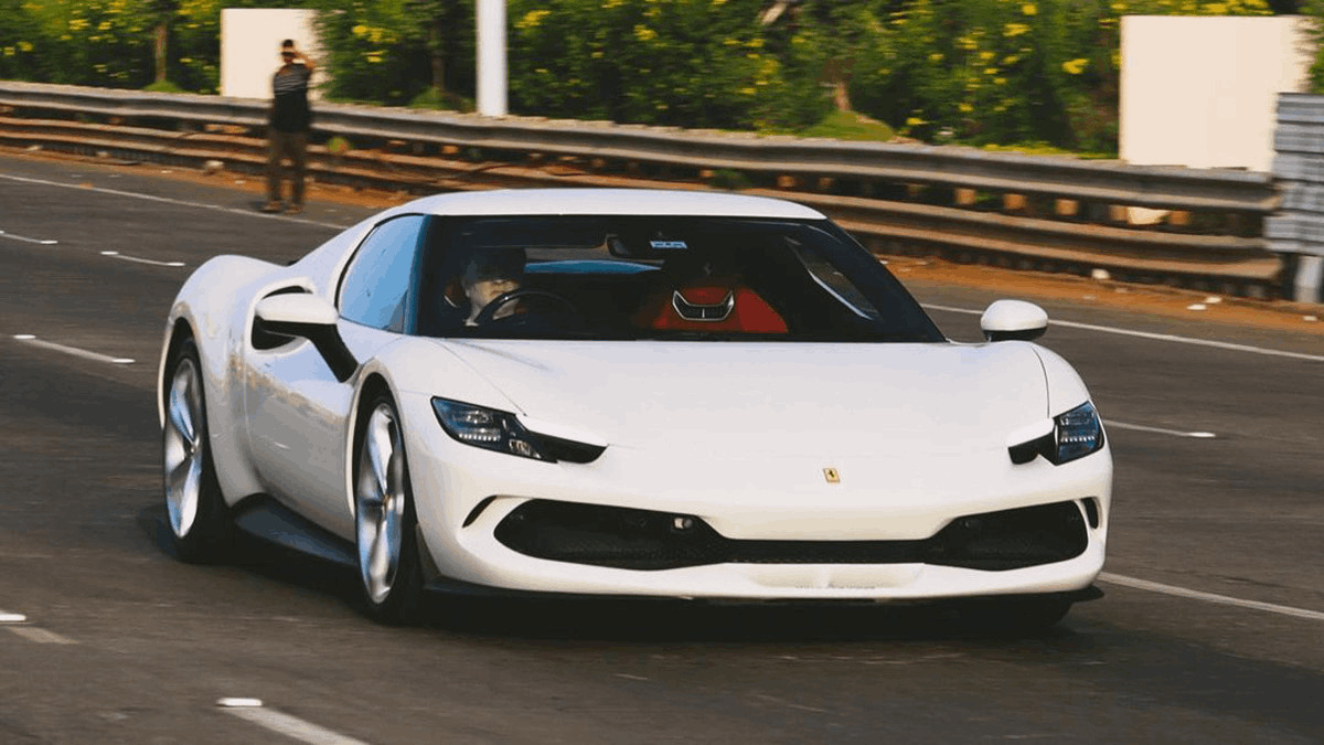 கௌதம் சிங்கானி - வெறும் பிஸ்னஸ்மேன் இல்லை.. கார் வெறியன்..!!