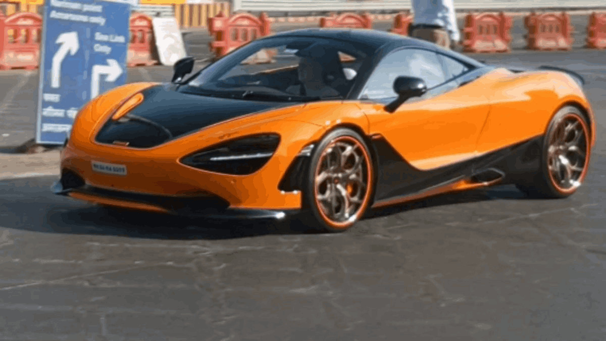 கௌதம் சிங்கானி - வெறும் பிஸ்னஸ்மேன் இல்லை.. கார் வெறியன்..!!