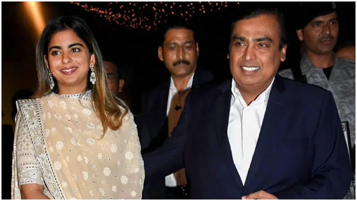 Who is real rich person - Isha Ambani or Roshni Nadar