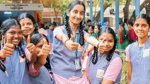 10ஆம் வகுப்பு பொது தேர்வு முடிவுகள்: முதலிடத்தில் அறிவியல்.. கடைசி இடத்தில் தமிழ்..!!