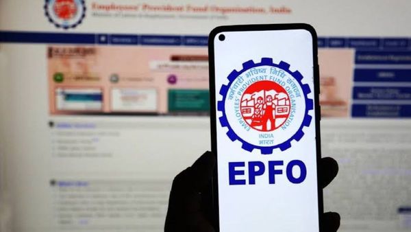 EPFO: 24 மணி நேரமும் கிடைக்கும்! இனி EPF அலுவலகத்திற்கு டாட்டா! வாட்ஸ்அப்-பில் PF  சேவைகள் அறிமுகம்!