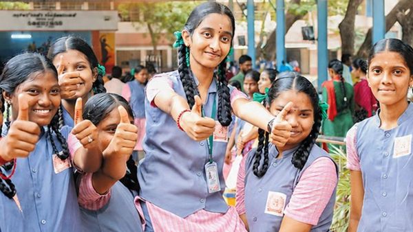 10ஆம் வகுப்பு பொது தேர்வு முடிவுகள்: முதலிடத்தில் அறிவியல்.. கடைசி இடத்தில் தமிழ்..!!