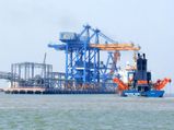 ரூ.5000 கோடி மதிப்புடைய துறைமுகத்தை கைபற்றிய குஜராத் நிறுவனம்!!