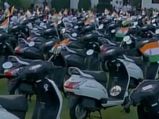 கார், பைக்குன்னு வாங்கிக் கொடுத்து ஊழியர்களைக் குஷிப்படுத்திய சூரத் வைர வியாபாரி..! 