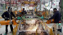 Maruti Suzuki Layoff: சாரிங்க உங்க 3000 பேருக்கு வேலை இல்லை..! 