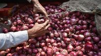 வரலாறு காணாத வெங்காய விலை.. கிலோ ரூ.200-ஐ தொட்ட அவலம்..! 