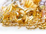 Chennai Gold rate: இரக்கம் காட்டிய தங்கம் விலை! பவுனுக்கு எவ்வளவு ரூபாய் இறங்கி இருக்கு? 
