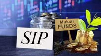 ரூ, 10,000 SIP முதலீடு ரூ. 16 லட்சமாக மாறிய அதிசயம்.. இந்த ஃபண்டில் நீங்க முதலீடு செஞ்சிருக்கீங்களா?
