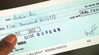  Rs. 20,000 Vs Rs. 20,000 Only/-.. செக்-கில் தொகையை குறிப்பிடும்போது 