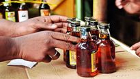 மதுபானம் மீதான வரியை உயர்த்திய அரசு.. 'குடி'மக்கள் பெரும் சோகம்..!!