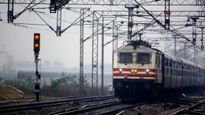 IRCTC: ஒரு மாதத்தில் 12 டிக்கெட்டுகளுக்கு மேல் முன்பதிவு செய்வது எப்படி? முழு விவரம்!