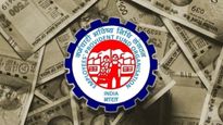 ஊழியர்களுக்கு ஜாக்பாட்.. EPF வட்டி விகிதம் 9% ஆக உயர்வு..? ரூ.5 லட்சத்திற்கு ரூ.45,000 கிடைக்கும்.!!