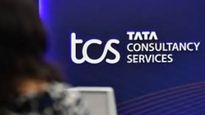மகுடத்தை இழந்த TCS..!! அதள பாதாளத்தில் ஐடி பங்குகள்..!! முதலீட்டாளர்கள்  என்ன செய்யலாம்?