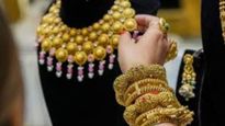 48 மணி நேரத்தில் ரூ.15,000 எகிறிய தங்கம் விலை? இனி மேலாவது குறையுமா? சவரன் எங்கே போய் நிற்கும்?
