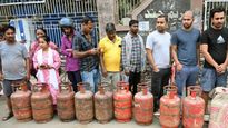 LPG சிலிண்டரை விட்டு தள்ளுங்க!! இந்த கனெக்‌ஷனுக்கு மாறிட்டா சிலிண்டர் பத்தின கவலையே வேண்டாம்!!