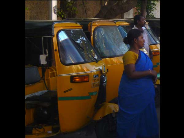 10,000 ஆட்டோக்கள்