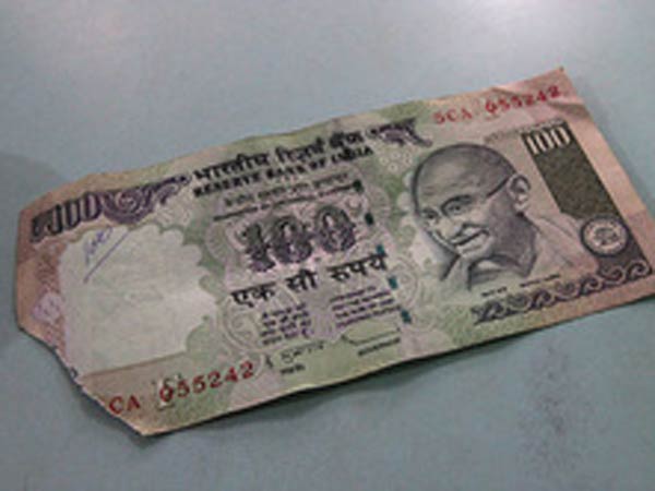 சேதமடைந்த ரூபாய் நோட்டுகள்: