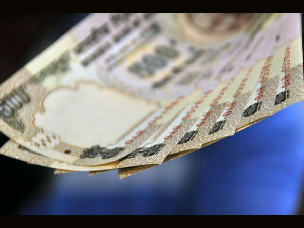 ரூபாயின் மதிப்பு 60 ஐயும் தாண்டிவிட்டது