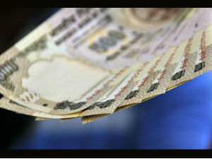 இந்திய ரூபாயின் மதிப்பினால் பலவீனமான சூழலில் பங்கு சந்தை!! இந்திய ரூபாயின் மதிப்பினால் பலவீனமான சூழலில் பங்கு சந்தை!!