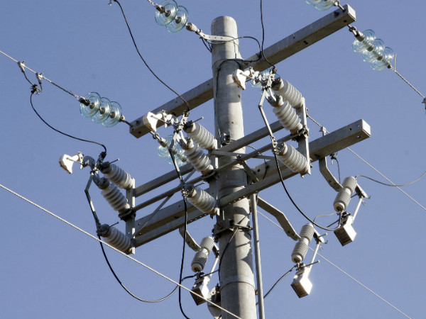 ட்ரான்ஸ்மிஷன் லைன்